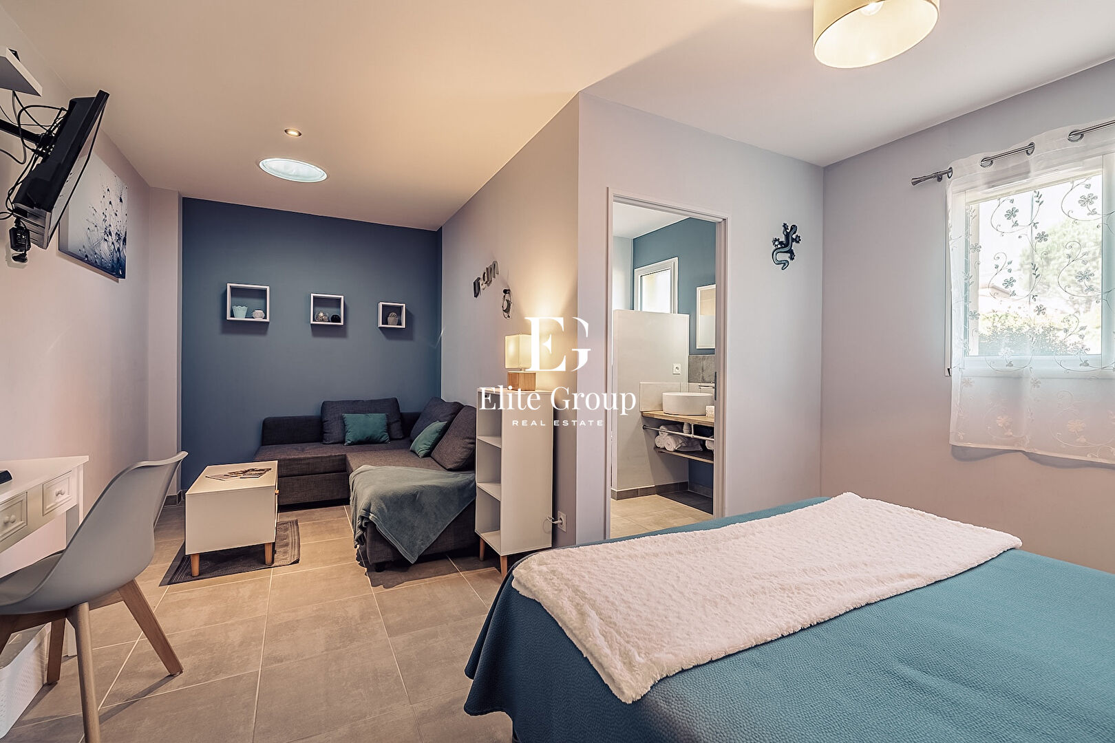À VENDRE MAGNIFIQUE MAISON DE PLAIN-PIED - 13 PIÈCES - 314 M2