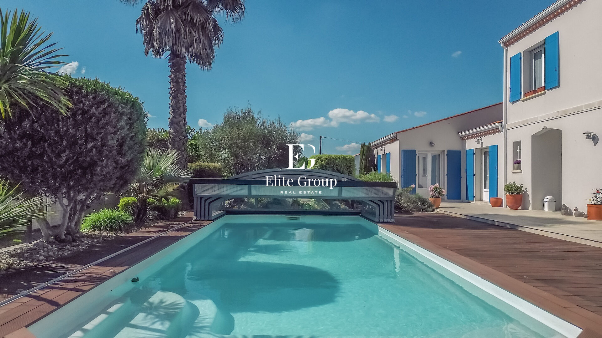 Image de l'annonce A VENDRE MAGNIFIQUE VILLA PROCHE ROYAN - 230 M2 - 9 PIÈCES