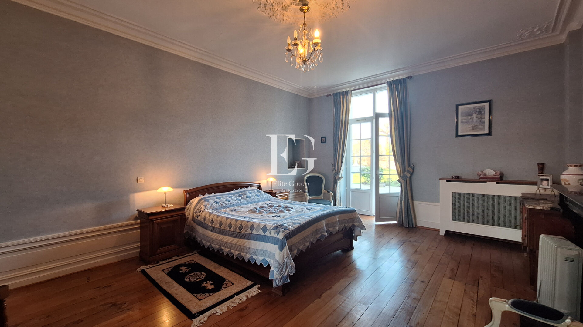 A VENDRE MAISON DE MAÎTRE À VARS - 3 CHAMBRES - 210 M2