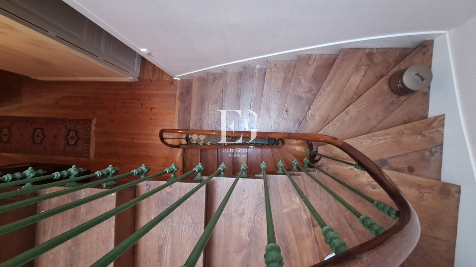 A VENDRE MAISON DE MAÎTRE À VARS - 3 CHAMBRES - 210 M2