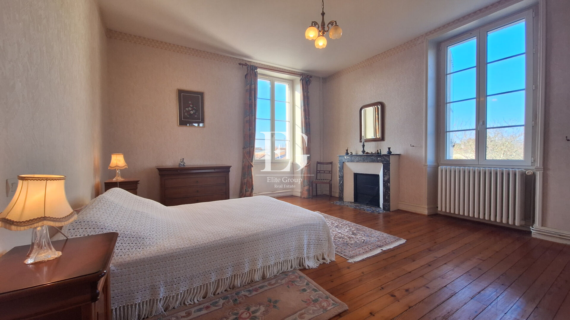 A VENDRE MAISON DE MAÎTRE À VARS - 3 CHAMBRES - 210 M2