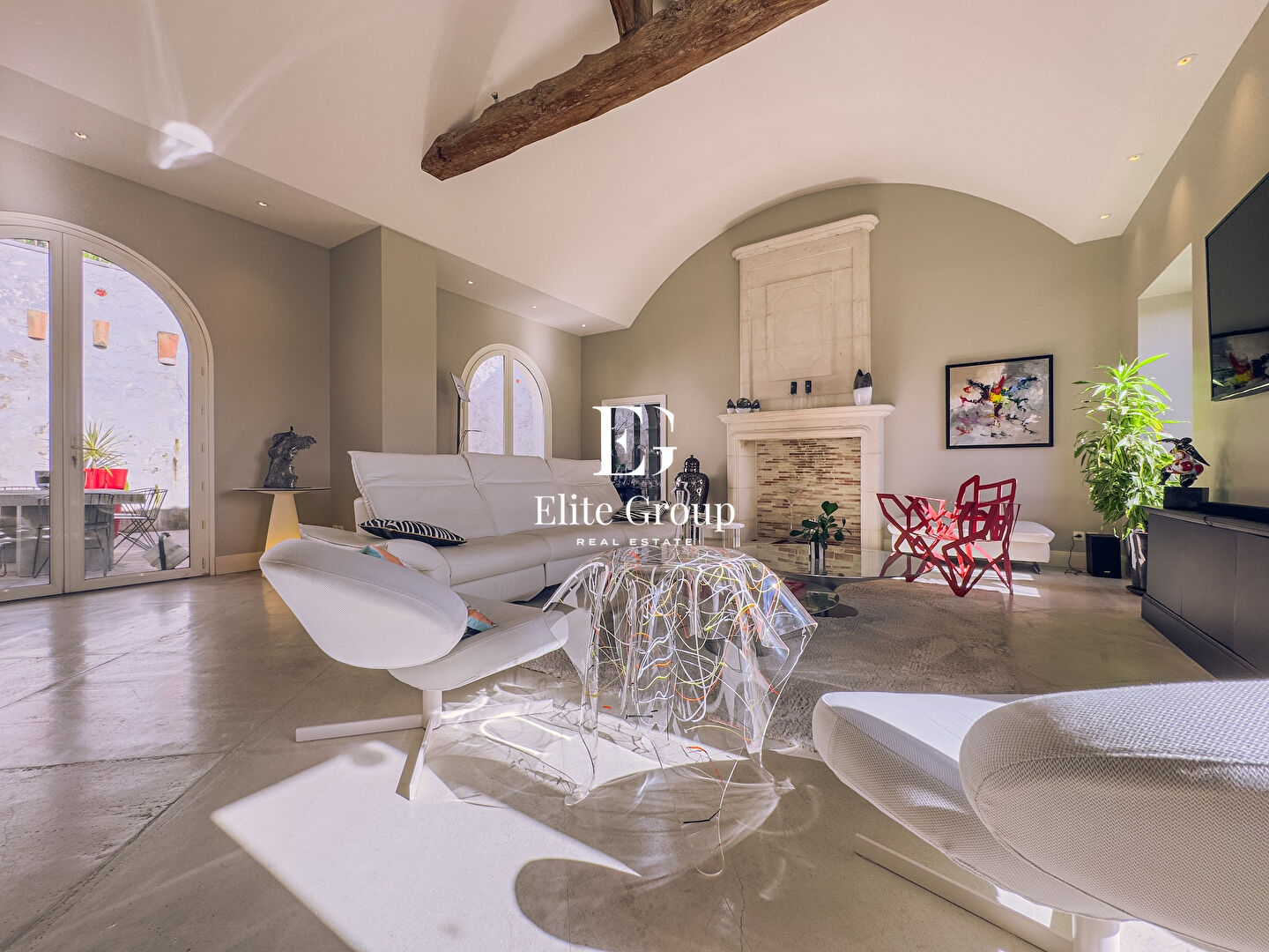 Maison 7 pièces 213 m² · à Angouleme · 213 m² · 347 750 €