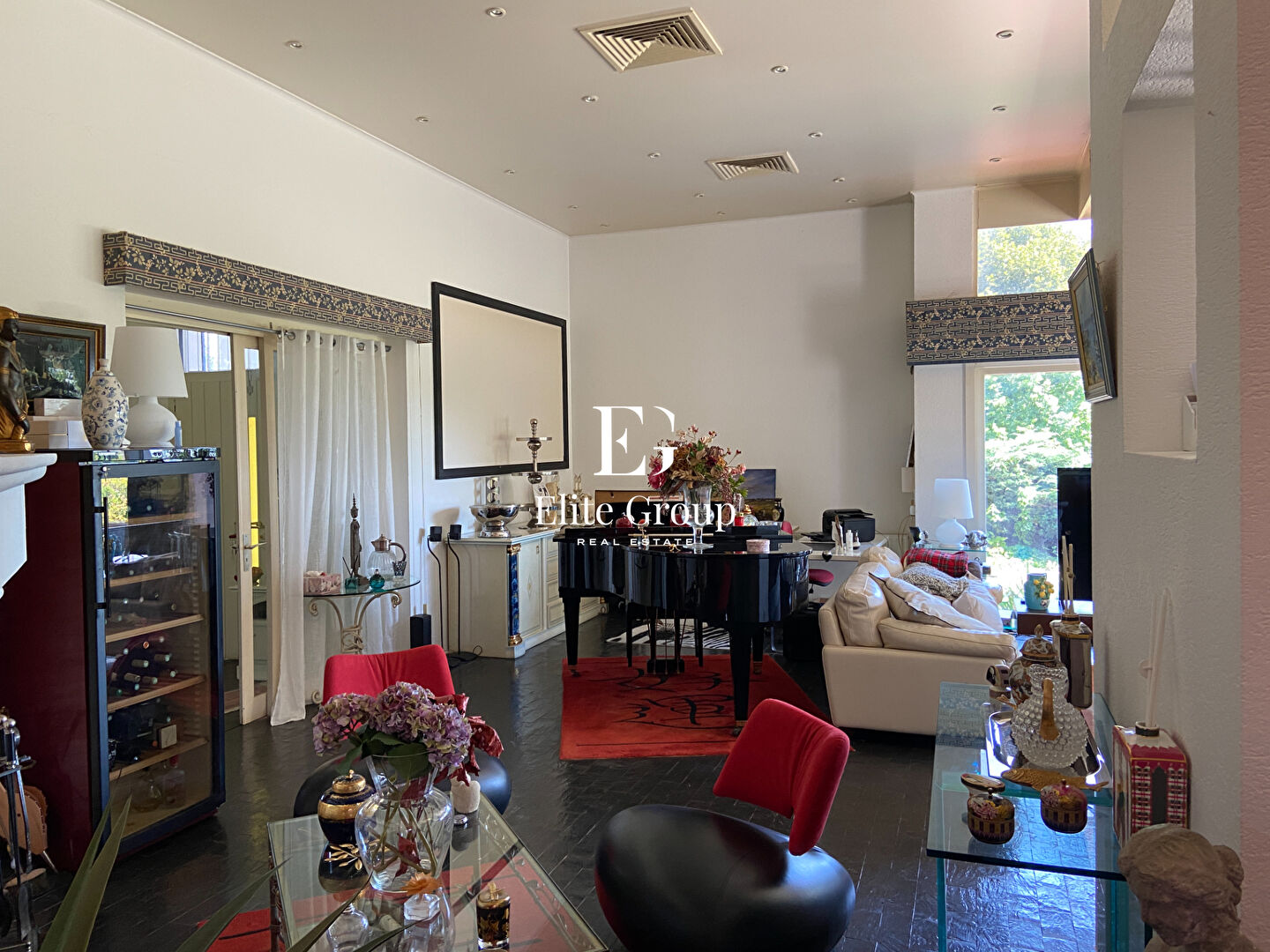 À VENDRE MAISON D'ARCHITECTE  SECTEUR ANGOULÊME - 274m² - 7 PIÈCES