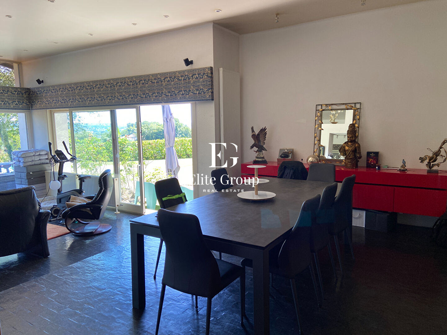 À VENDRE MAISON D'ARCHITECTE  SECTEUR ANGOULÊME - 274m² - 7 PIÈCES