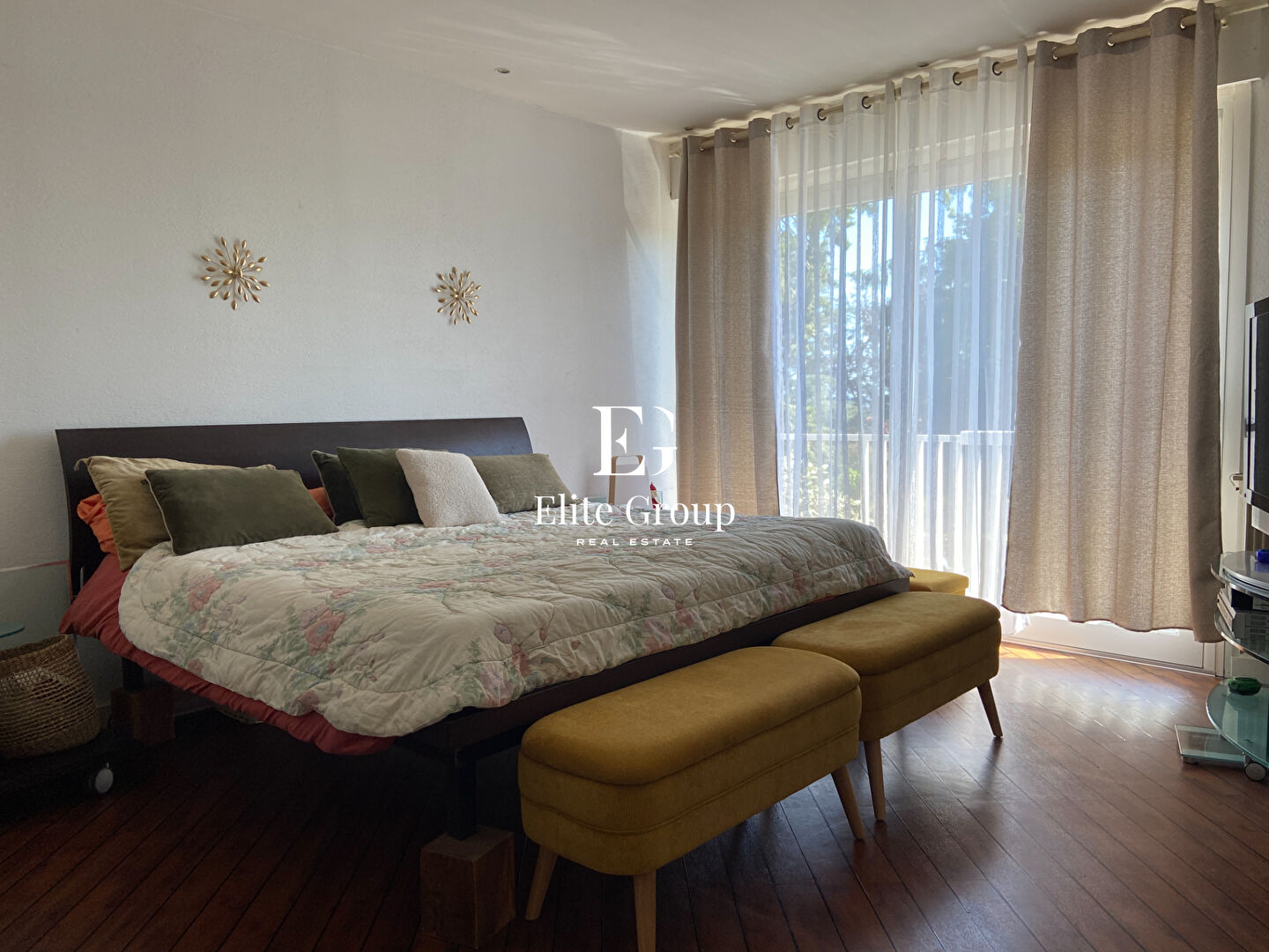 À VENDRE MAISON D'ARCHITECTE  SECTEUR ANGOULÊME - 274m² - 7 PIÈCES