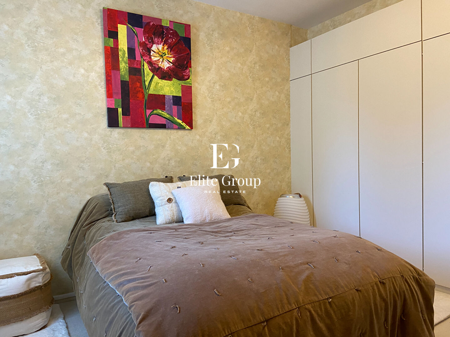 À VENDRE MAISON D'ARCHITECTE  SECTEUR ANGOULÊME - 274m² - 7 PIÈCES