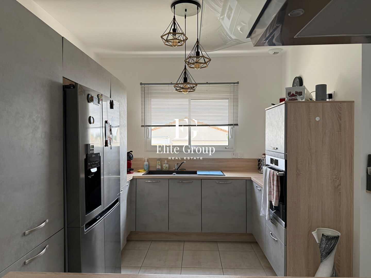 A VENDRE très joli pavillon avec piscine à Jarnac 126 m2