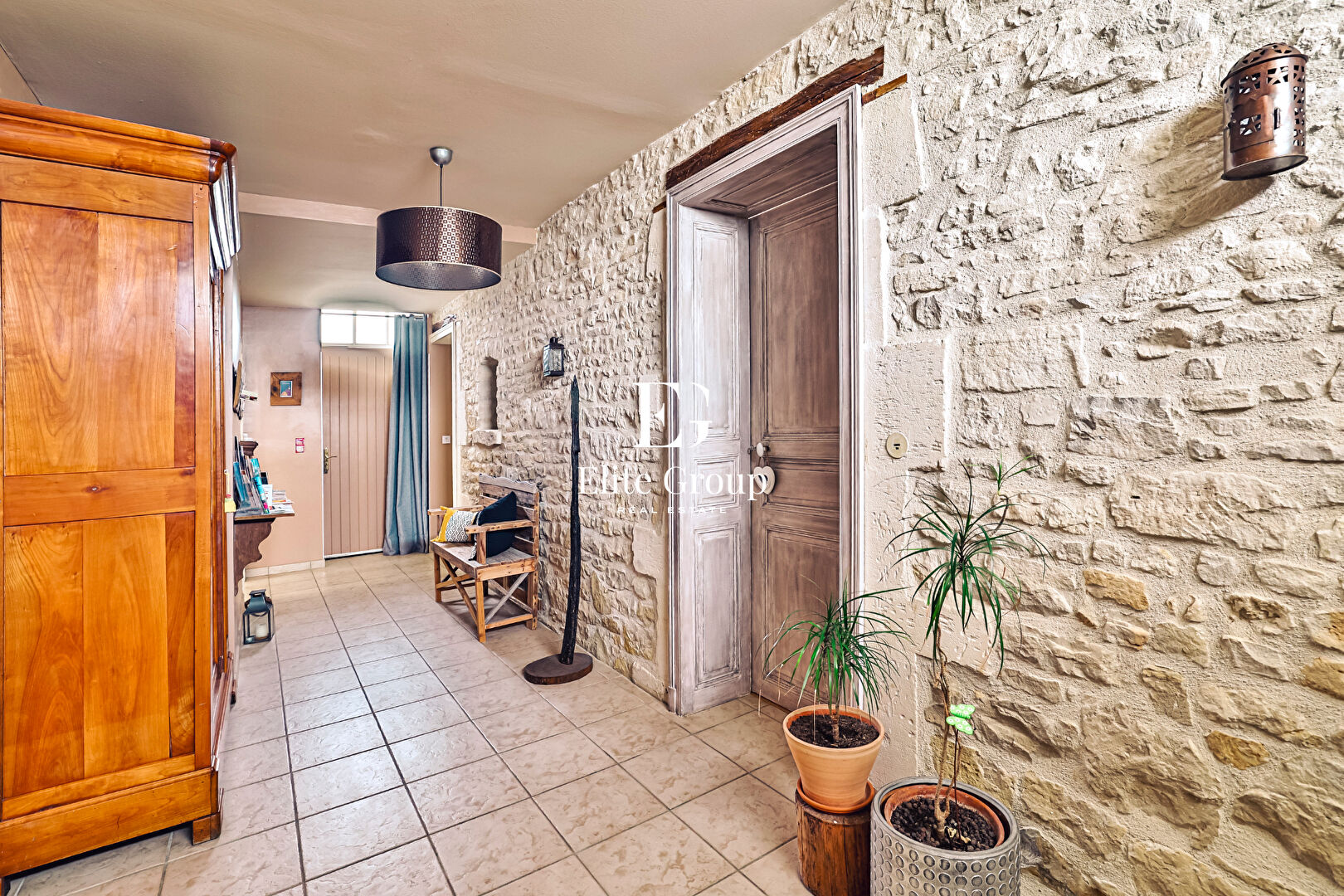 A VENDRE SUPERBE MAISON À MÉRIGNAC 457 m2