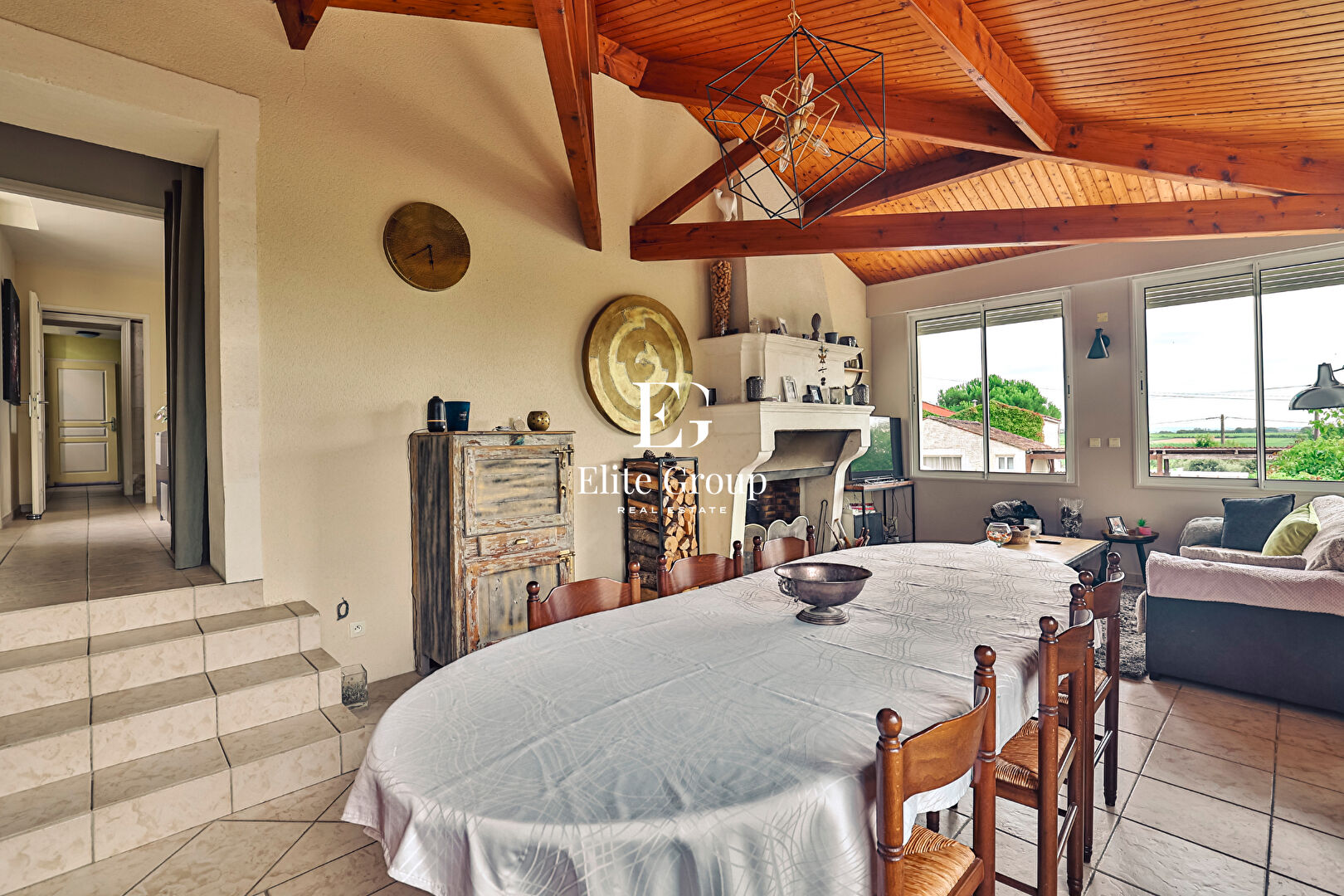 A VENDRE SUPERBE MAISON À MÉRIGNAC 457 m2