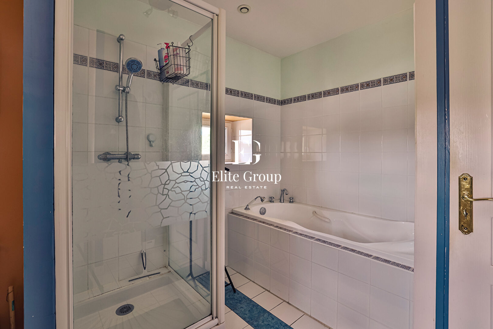 A VENDRE SUPERBE MAISON À MÉRIGNAC 457 m2