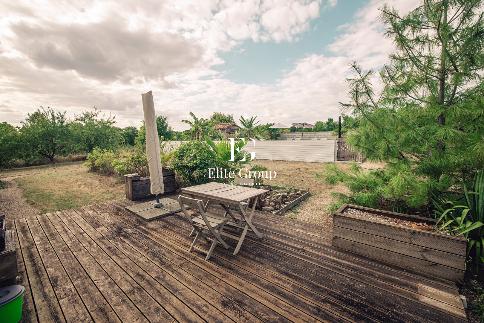 A VENDRE SUPERBE MAISON À MÉRIGNAC 457 m2