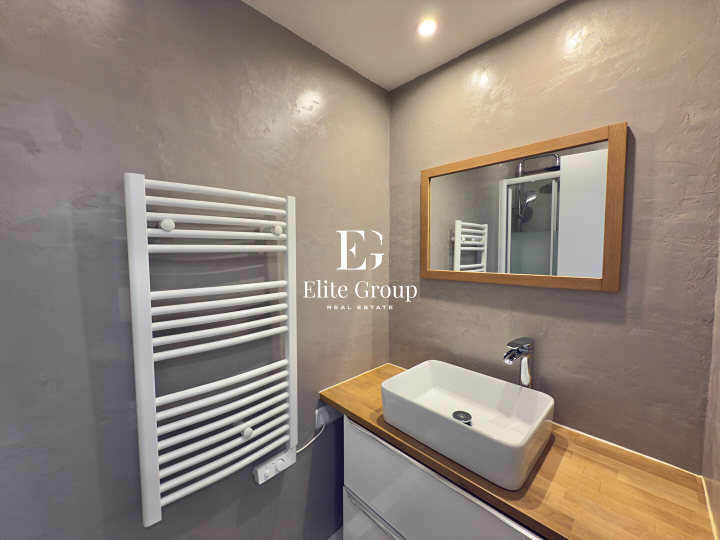 A VENDRE - APPARTEMENT AU MOULLEAU A 400M DE LA PLAGE - T1 - 29,59 m2