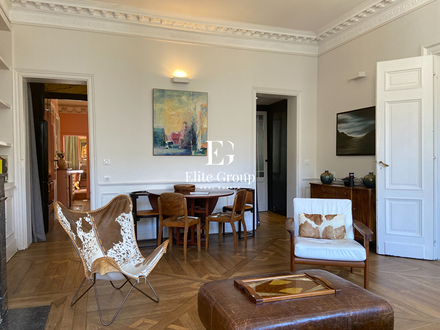 À VENDRE - APPARTEMENT D'EXCEPTION EN PLEIN COEUR HISTORIQUE DE BORDEAUX - 2 CHAMBRES - 83M²