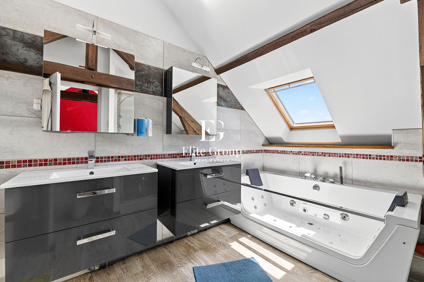À VENDRE Maison Doissat 5 pièces 137.44 m2 avec piscine