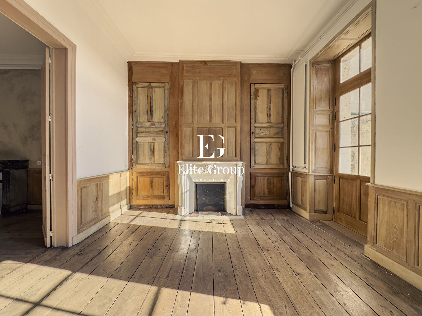 À VENDRE MAISON DE CARACTÈRE EN PLEIN CENTRE-VILLE D'ANGOULÊME - 270 M2