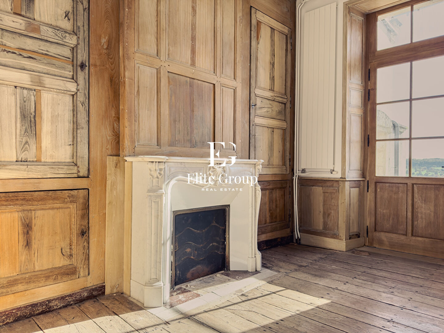 À VENDRE MAISON DE CARACTÈRE EN PLEIN CENTRE-VILLE D'ANGOULÊME - 270 M2