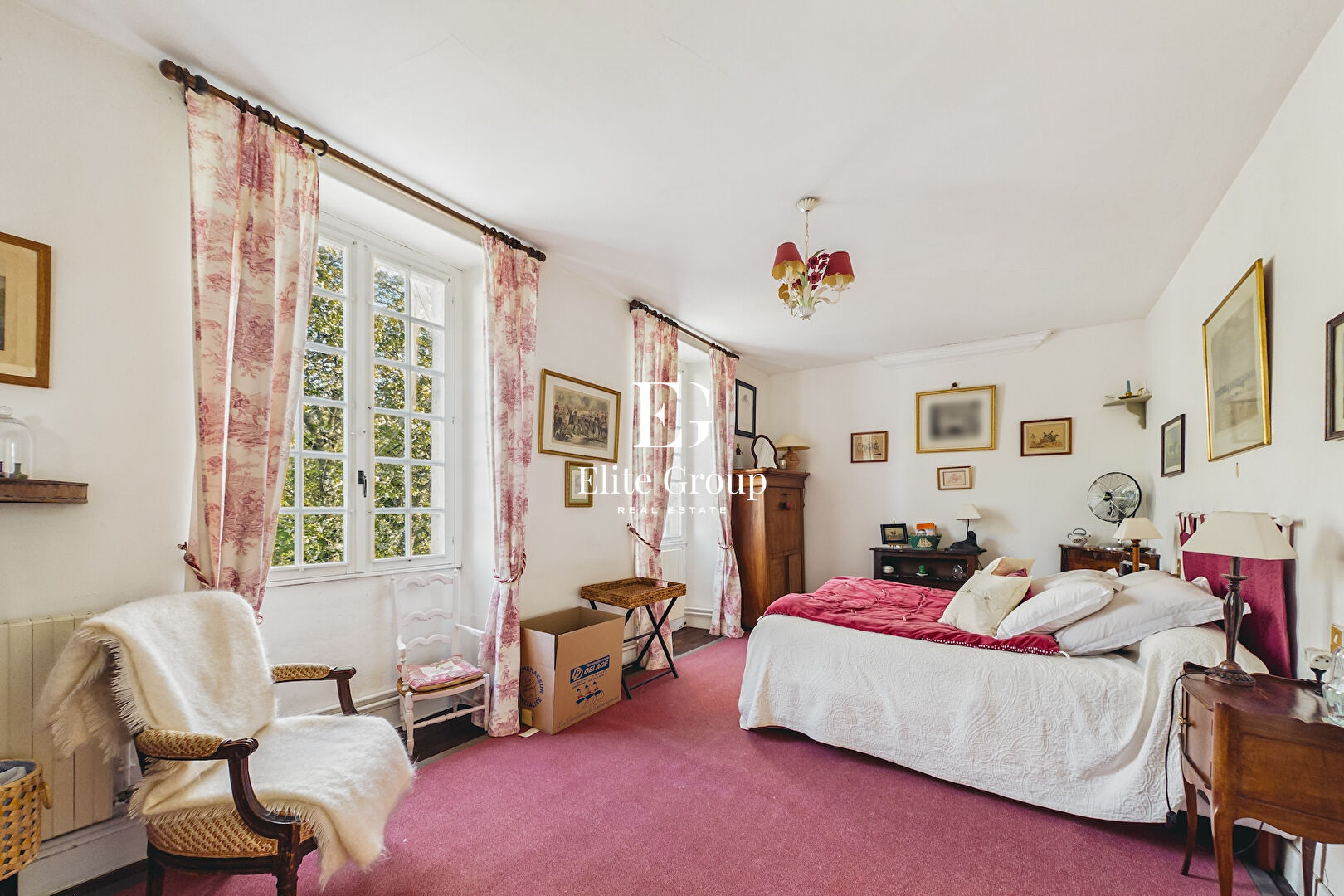 À VENDRE MAISON D'EXCEPTION PROCHE D'ANGOULÊME - 297M2 - 12 PIÈCES