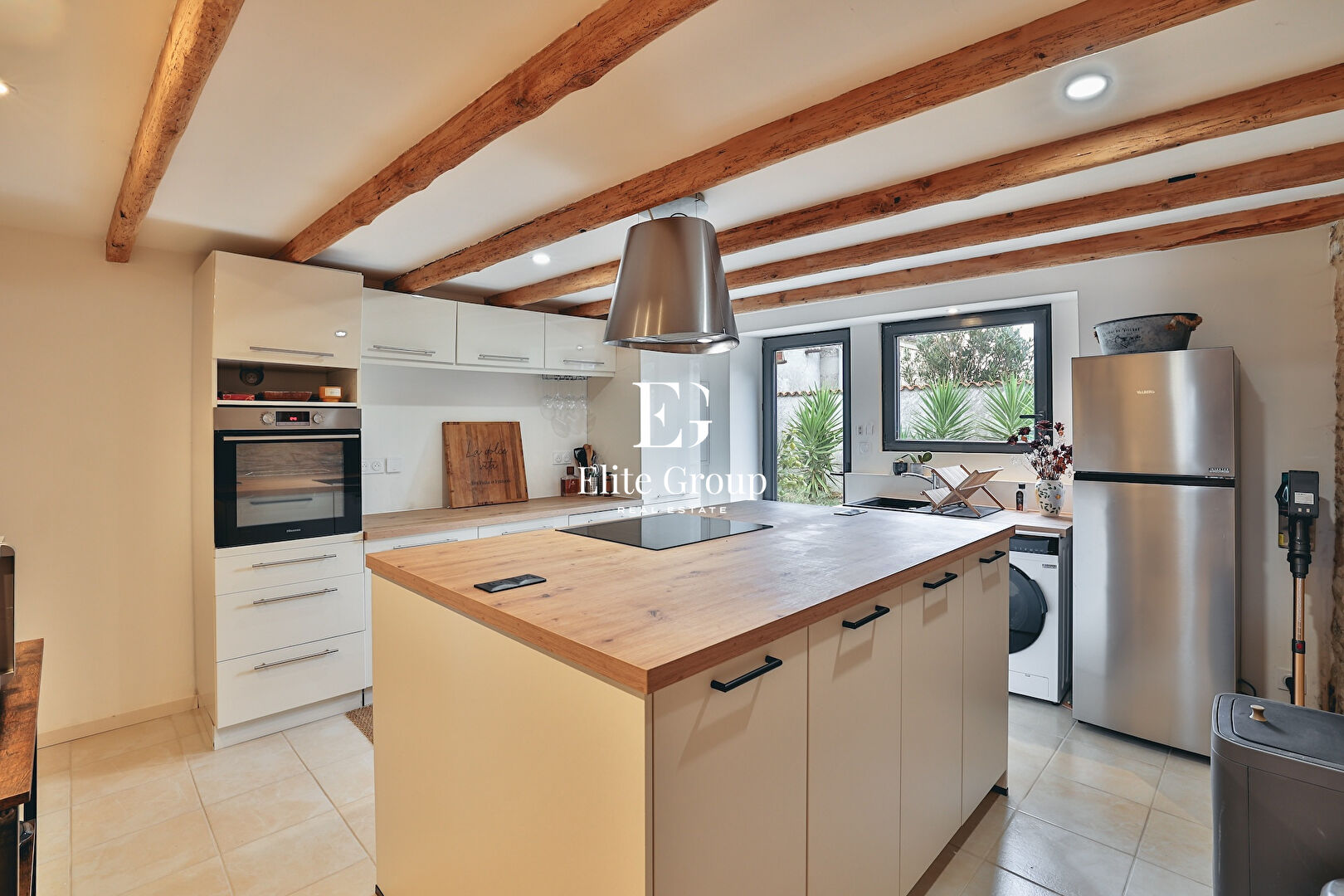 À VENDRE TRÈS BELLE MAISON EN PIERRE À VAL DE COGNAC - 5 PIÈCES - 110 M2
