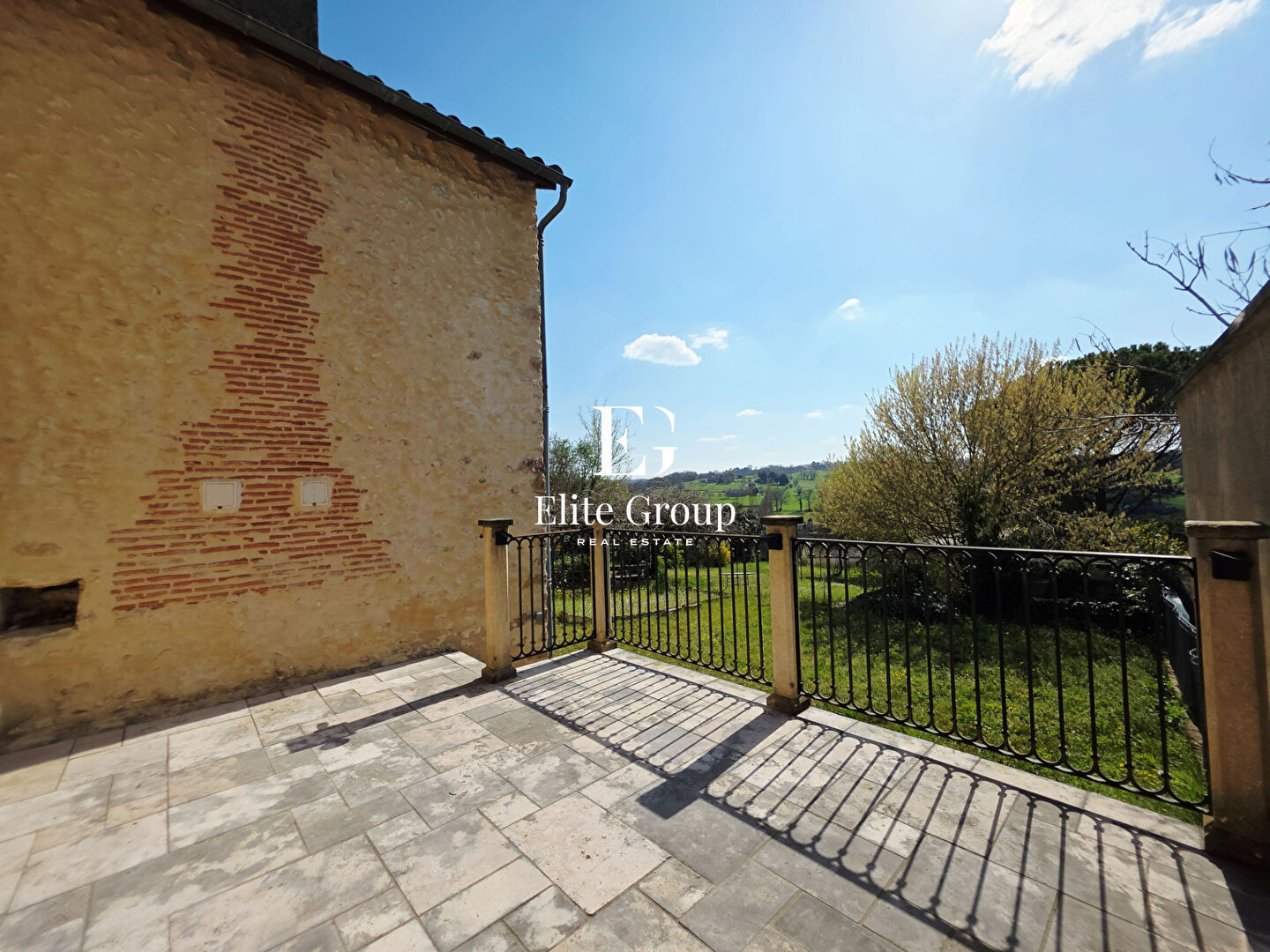 À VENDRE Maison de ville Pays De Belves 6 pièces 139.06 m2