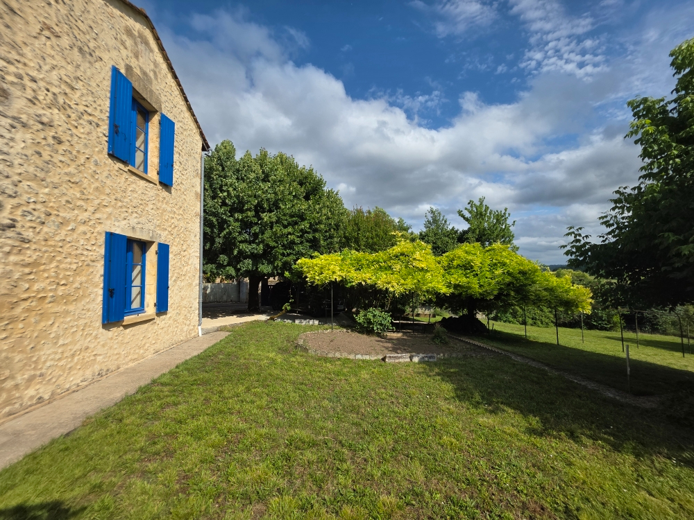 À VENDRE Maison de ville Pays De Belves 6 pièces 139.06 m2