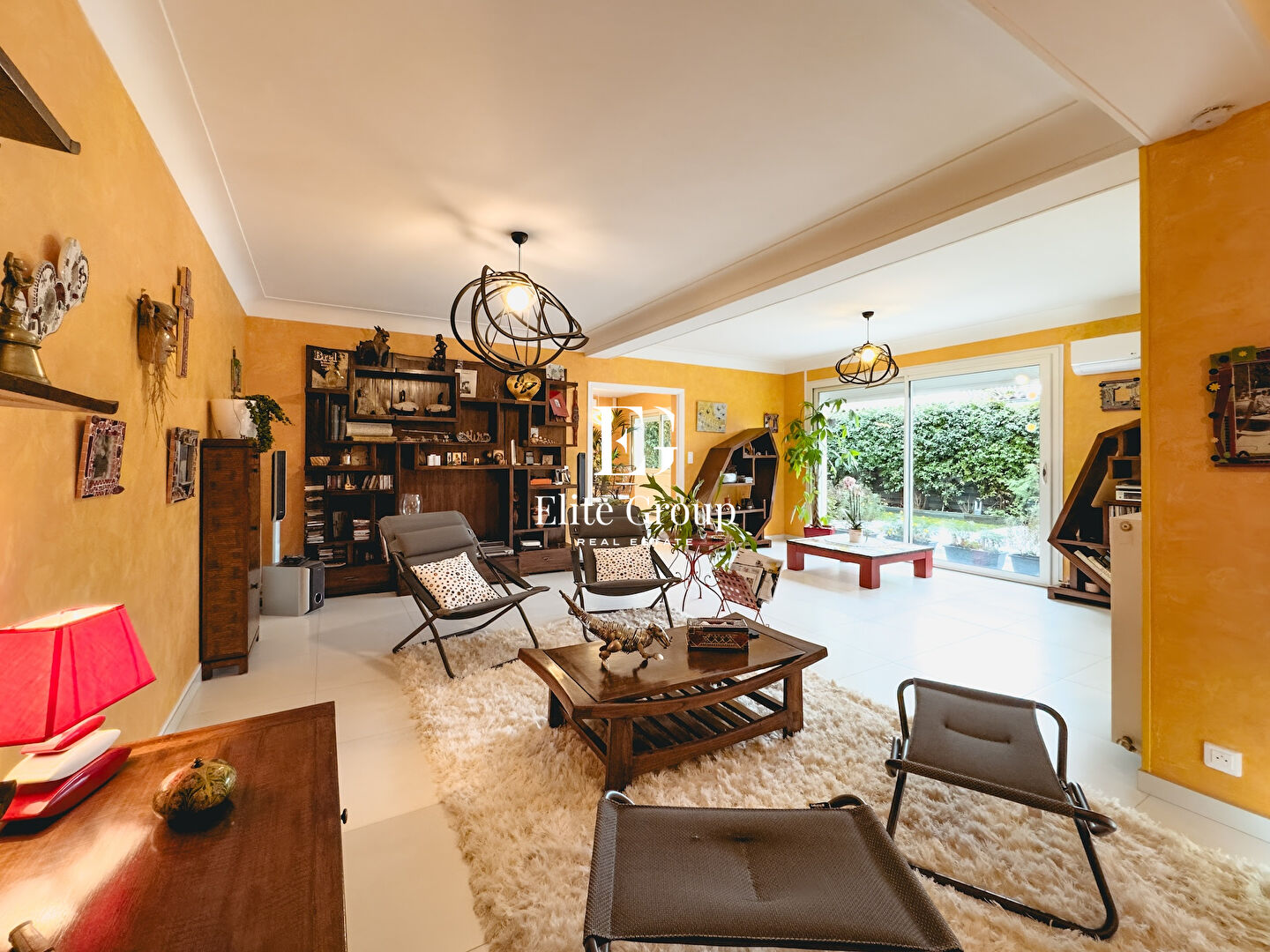 À VENDRE MAGNIFIQUE MAISON EN PLEIN COEUR DE COGNAC - 9 PIÈCES - 240 M2