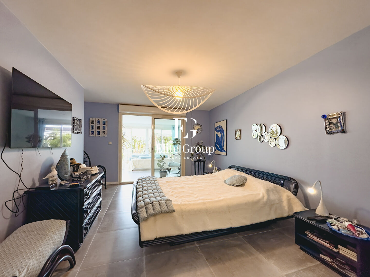 À VENDRE MAGNIFIQUE MAISON EN PLEIN COEUR DE COGNAC - 9 PIÈCES - 240 M2