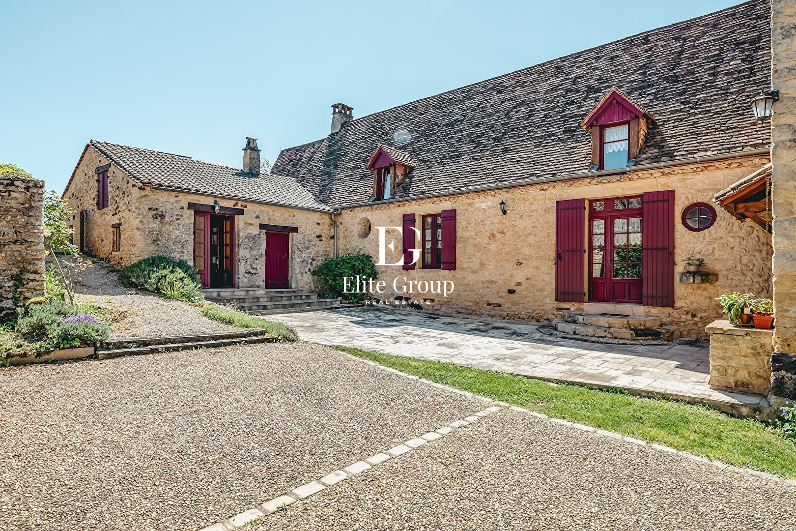 Image de l'annonce ENSEMBLE DE MAISONS À VENDRE SUR LES HAUTEURS DU BUISSON-DE-CADOUIN