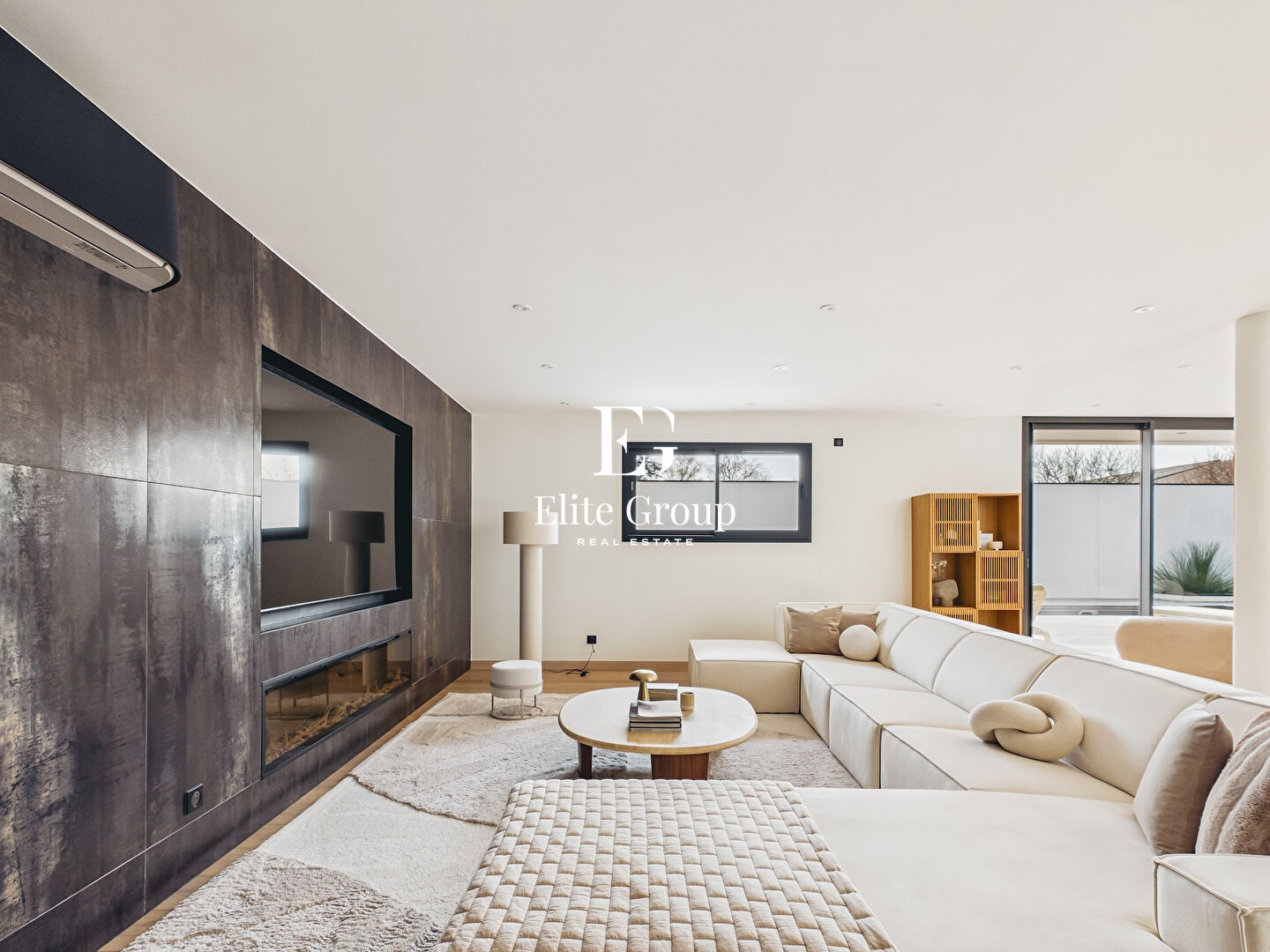 À VENDRE MAGNIFIQUE VILLA CALIFORNIENNE  - 11 PIÈCES - 300 M2