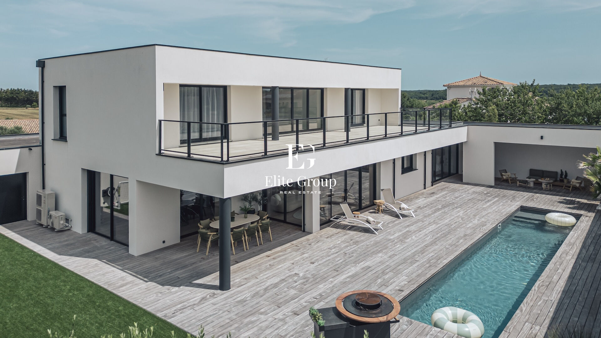 À VENDRE MAGNIFIQUE VILLA CALIFORNIENNE  - 11 PIÈCES - 300 M2