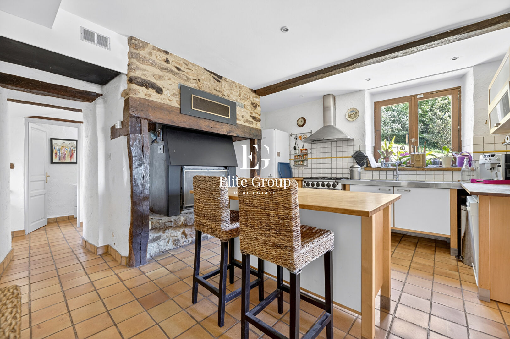 À VENDRE Ensemble Maison et gîtes Doissat 17 pièces 338.52m2 avec piscines