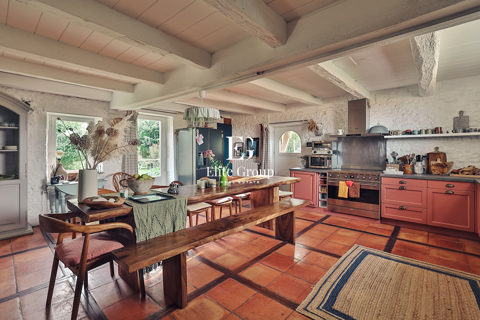 A VENDRE MAGNIFIQUE CHARENTAISE AUX PORTES DE LA ROCHELLE - 254 M2