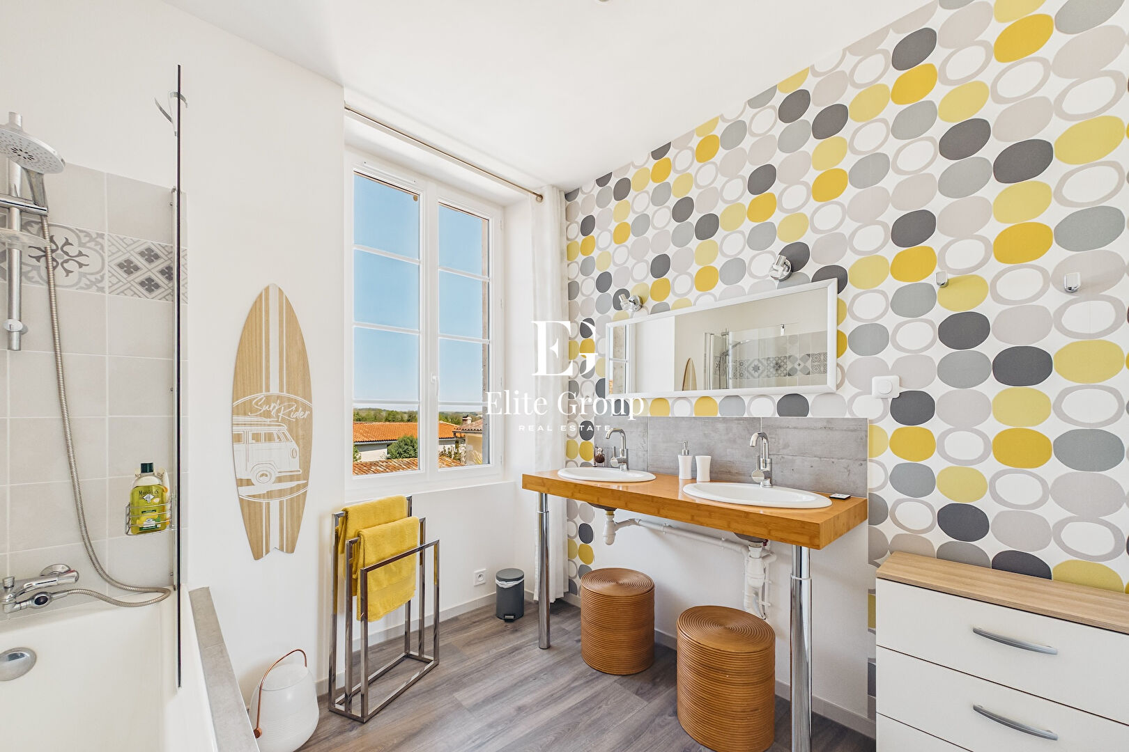 À VENDRE PROPRIÉTÉ D'EXCEPTION 178 M² AU SUD D'ANGOULEME
