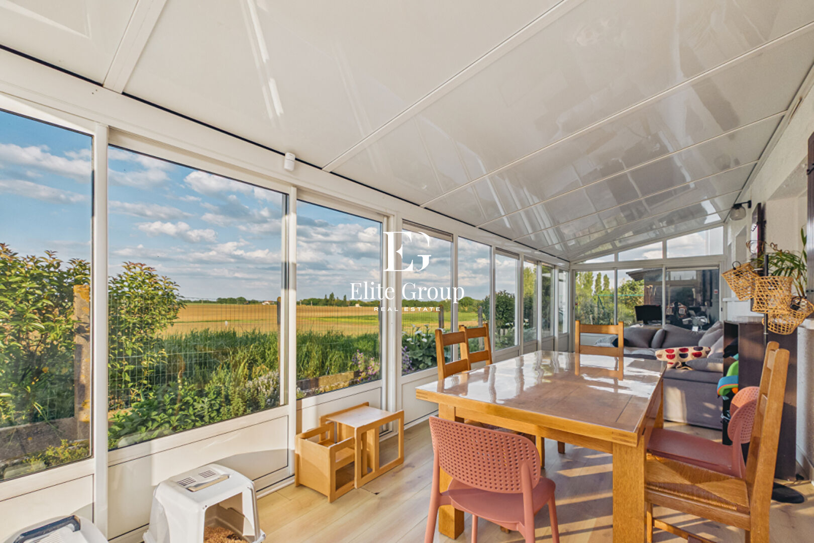 A Vendre Maison - Breuil-Magné - 6 Chambres - 178  m²