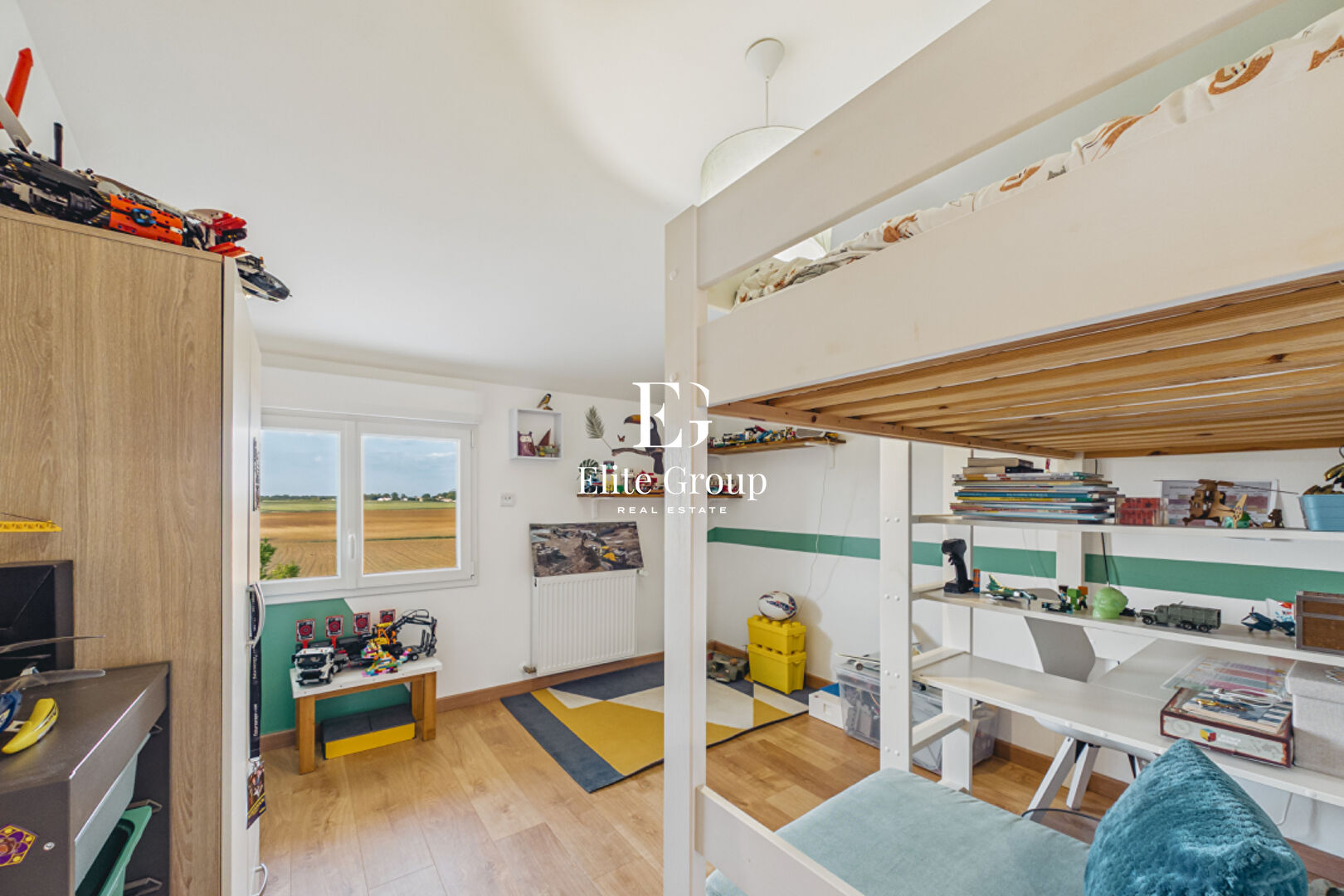 A Vendre Maison - Breuil-Magné - 6 Chambres - 178  m²