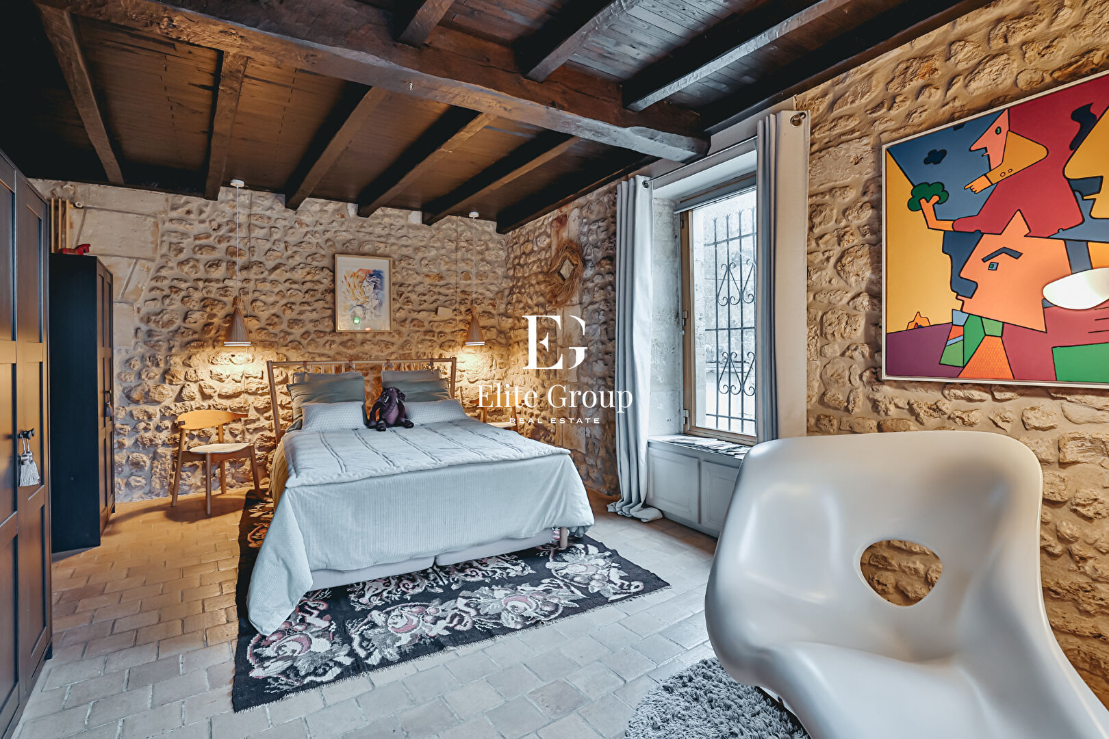 A VENDRE MAISON CHATEAUNEUF-SUR-CHARENTE - 5 PIÈCES - 225 M²
