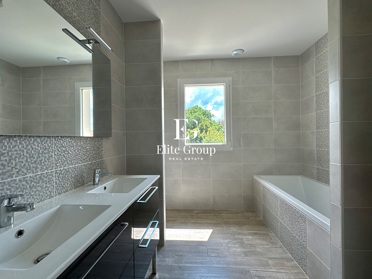 A Vendre - Maison neuve - Echillais - 4 Chambres - 154 m²