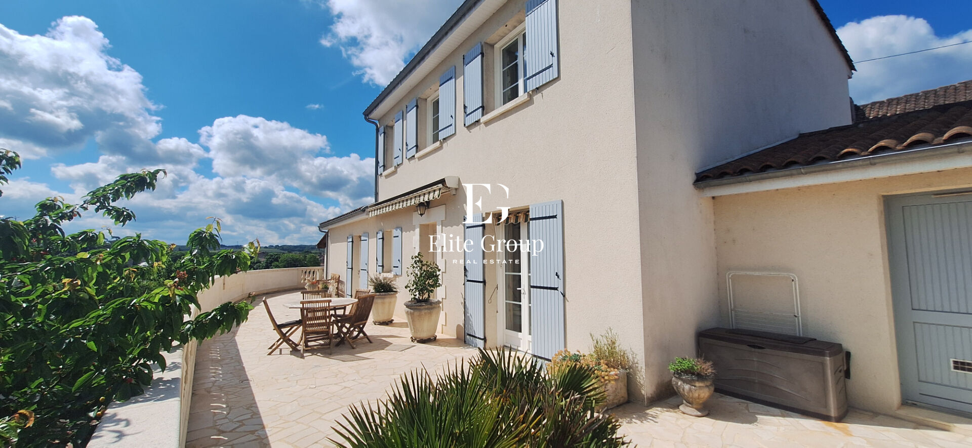 Image de l'annonce A vendre Maison Chateauneuf Sur Charente 5 pièces 150 m2