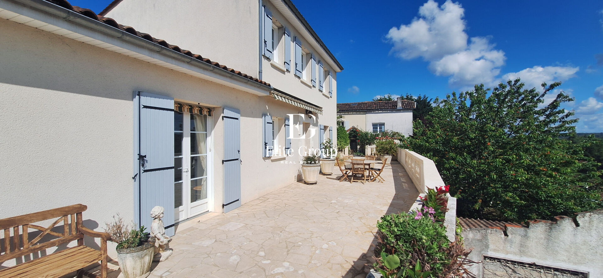 A vendre Maison Chateauneuf Sur Charente 5 pièces 150 m2