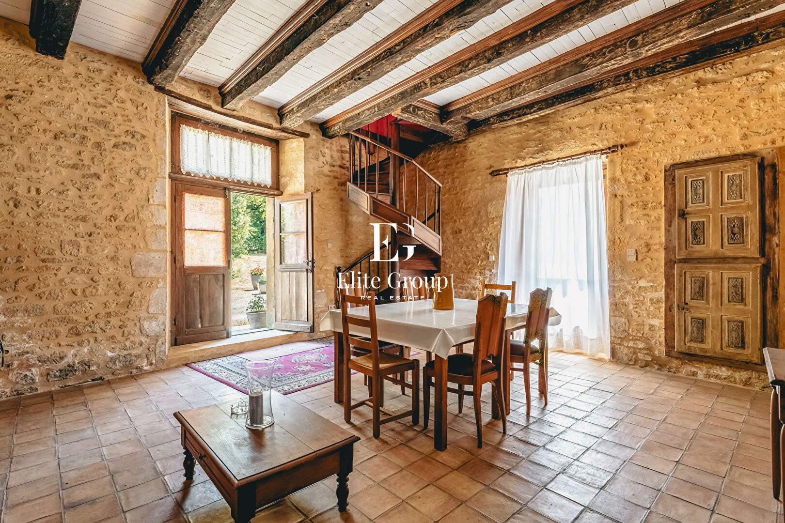 Demeure de prestige Marcillac Saint Quentin 19 pièces 585 m2