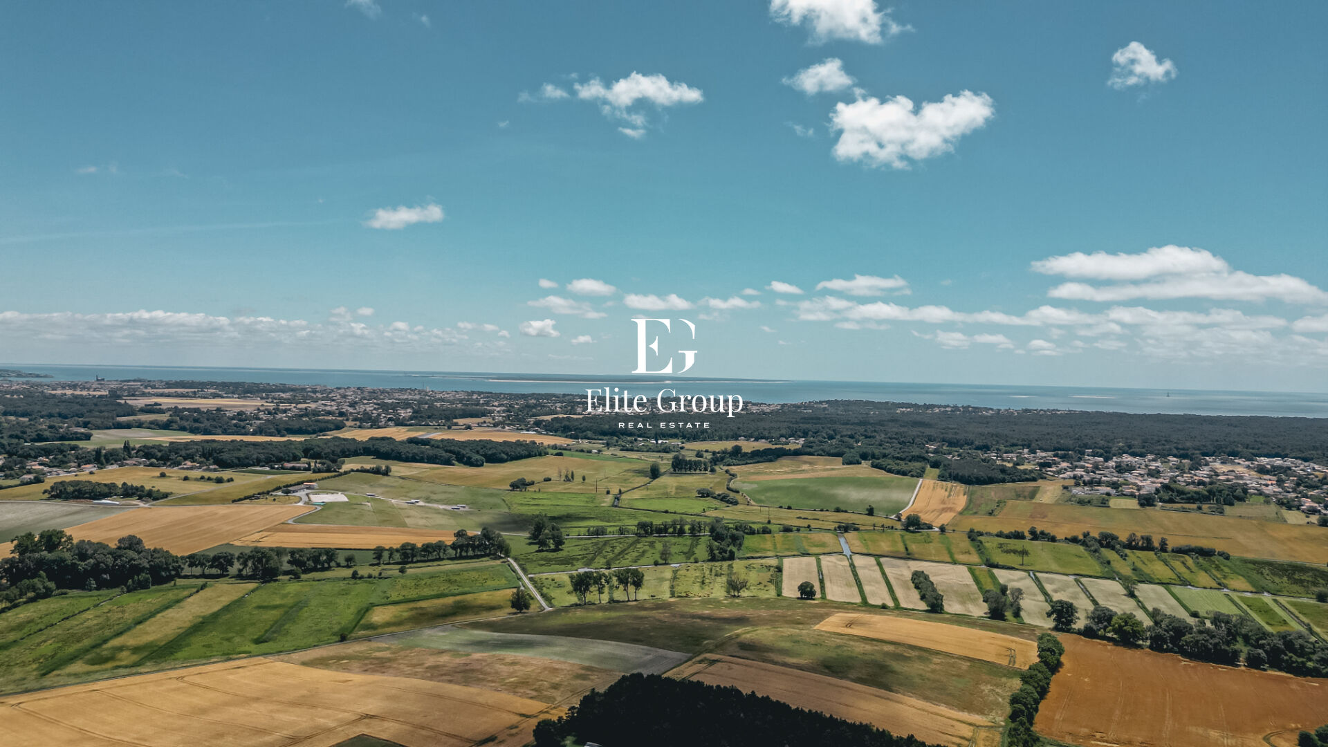 A VENDRE MAGNIFIQUE MAISON PROCHE ROYAN - 145 M2 - 6 PIÈCES