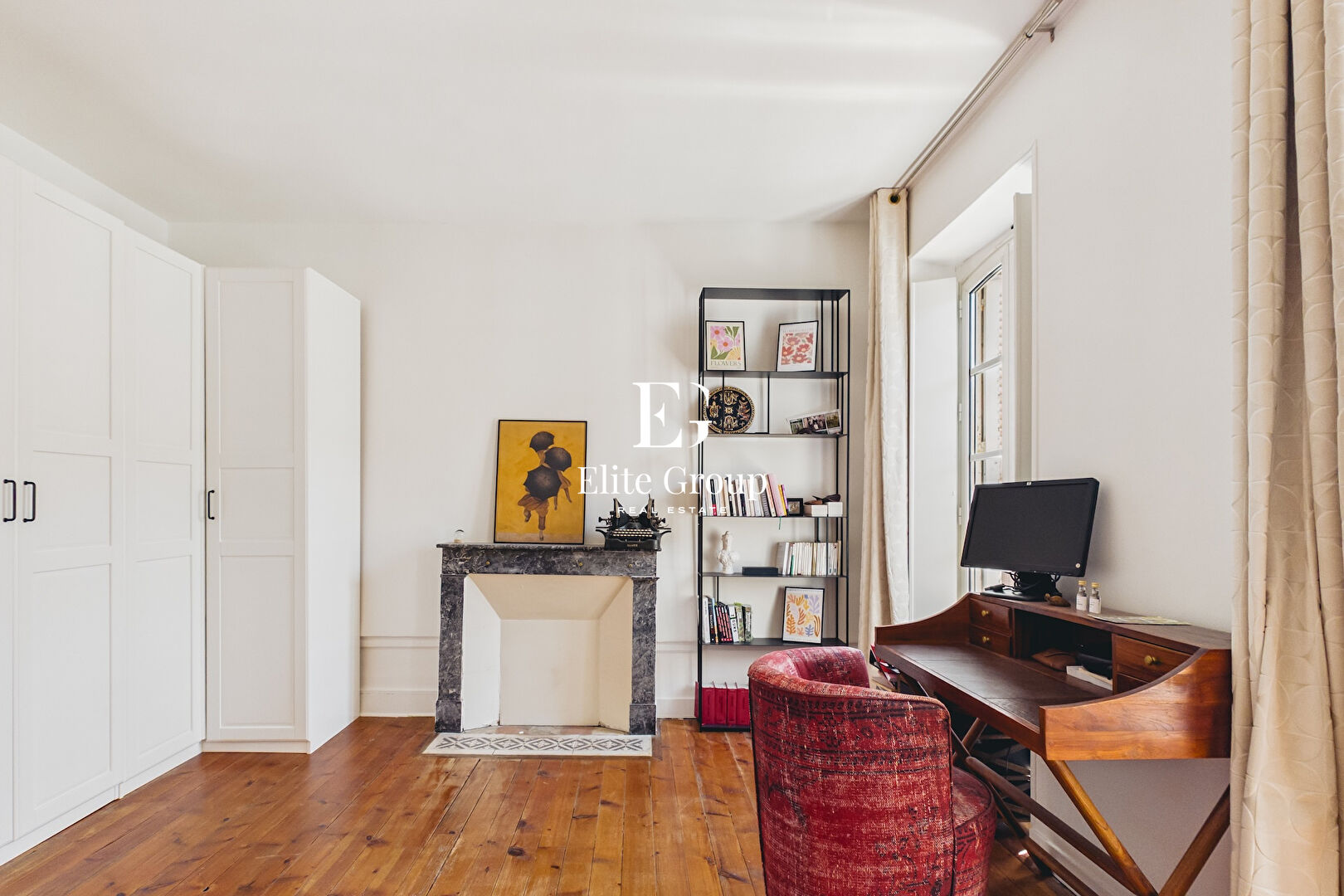 A VENDRE - ELEGANTE MAISON DE VILLE AVEC JARDIN - AU COEUR D'ANGOULEME - 4 PIECES - 110M2