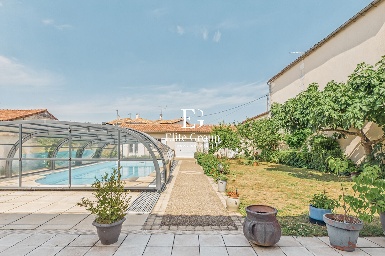 À VENDRE PROPRIÉTÉ D'EXCEPTION 265 M²  CHATEAUNEUF SUR CHARENTE