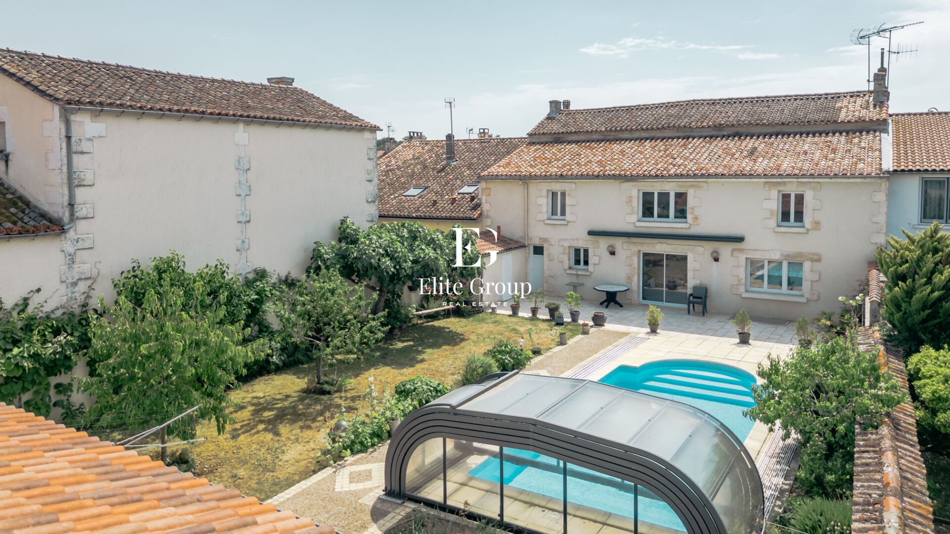 À VENDRE PROPRIÉTÉ D'EXCEPTION 265 M²  CHATEAUNEUF SUR CHARENTE