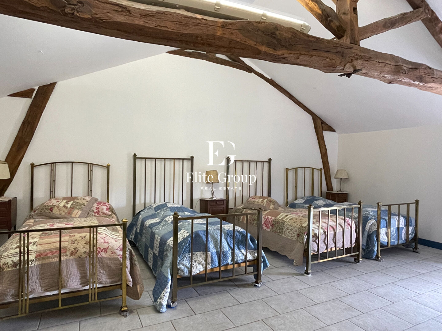 À VENDRE Maison Saint Cyprien 11 pièces 355 m² avec piscine