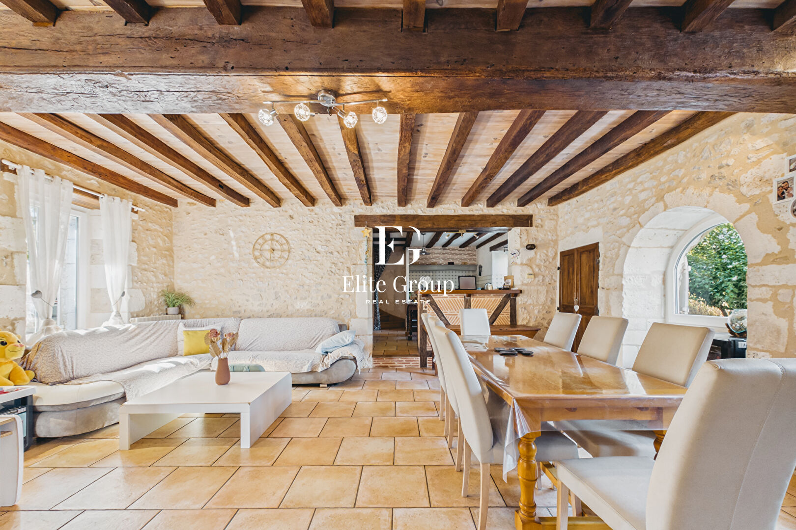 CHARMANTE MAISON EN PIERRE SUR LA COMMUNE DE MARTHON