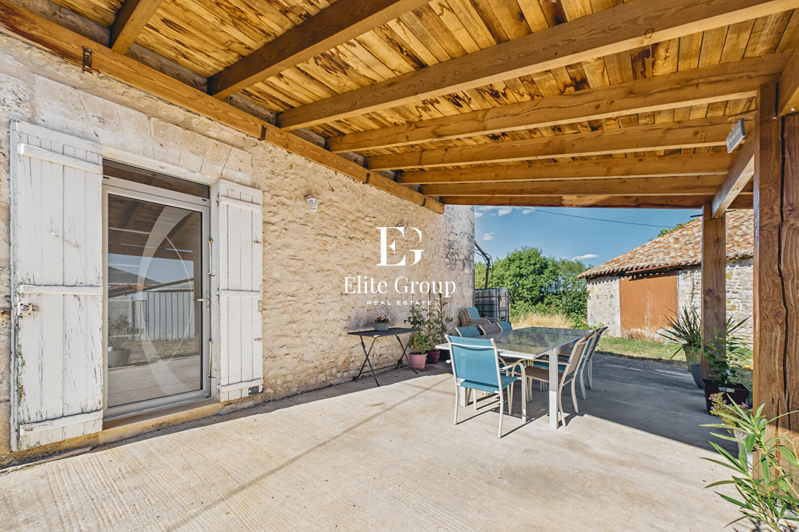 CHARMANTE MAISON EN PIERRE SUR LA COMMUNE DE MARTHON