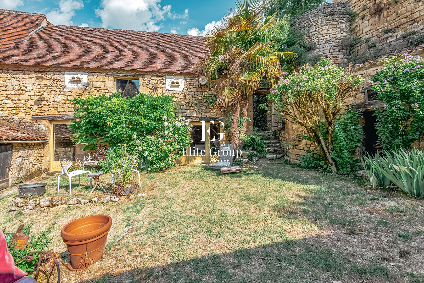 À VENDRE Maison au Coux Et Bigaroque Mouzens 11 pièces 280 m2