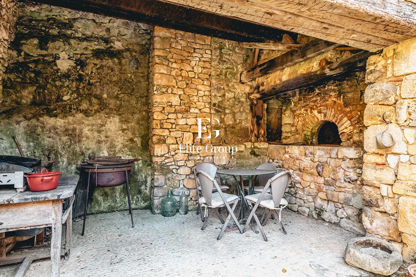 À VENDRE Maison au Coux Et Bigaroque Mouzens 11 pièces 280 m2