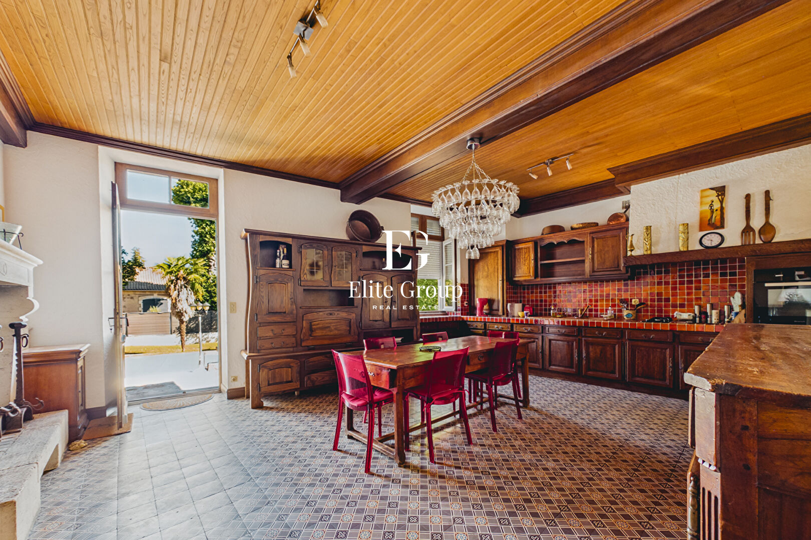 À VENDRE PROPRIÉTÉ D'EXCEPTION 547 M²  CHATEAUNEUF SUR CHARENTE