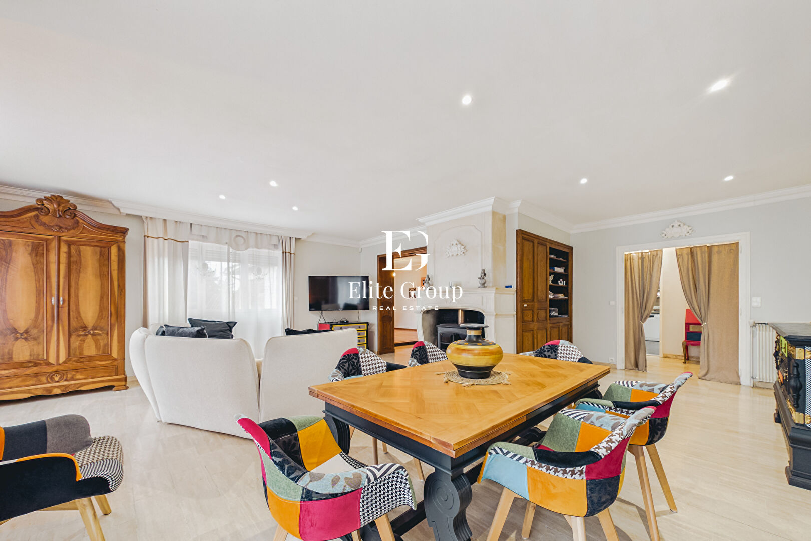 À VENDRE MAISON 8 PIECES 340 M² LINARS